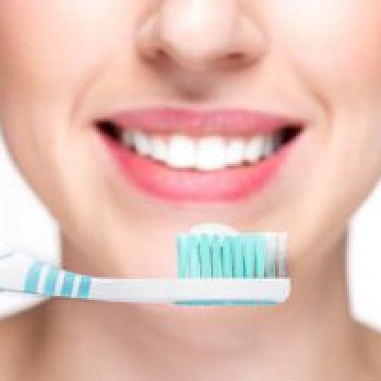 etkili-dis-fircalama-teknikleri-nelerdir-320x202