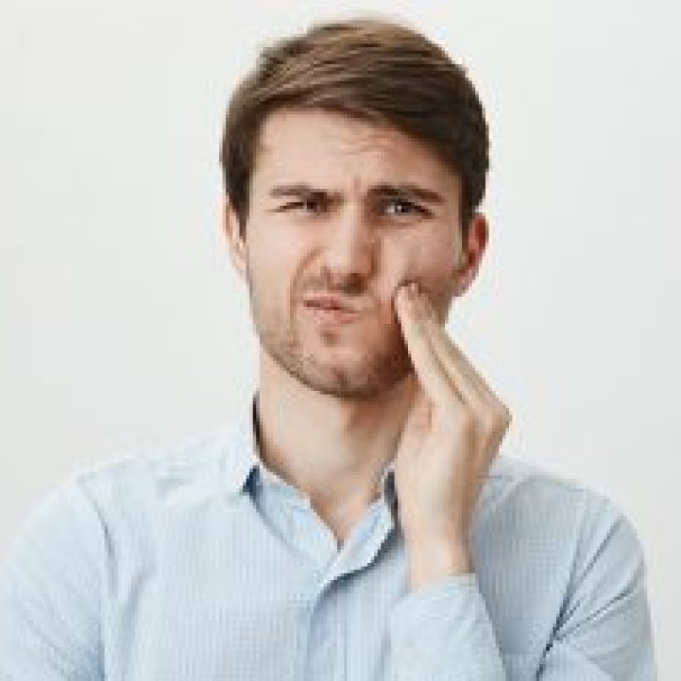 soguk-ve-sicak-dis-sizlamasi-nedenleri-320x202