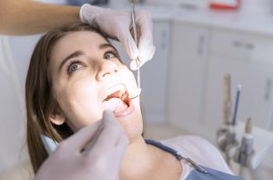 Gömülü Diş Tedavisi Nasıl Yapılır?